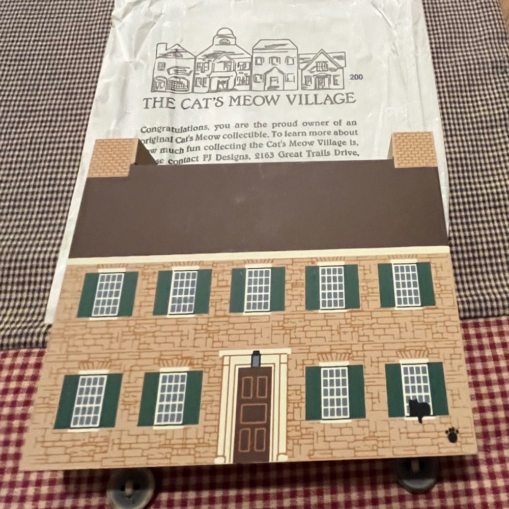 Cat's Meow Village DANIEL BOONE HOME 1996, Signed Falina